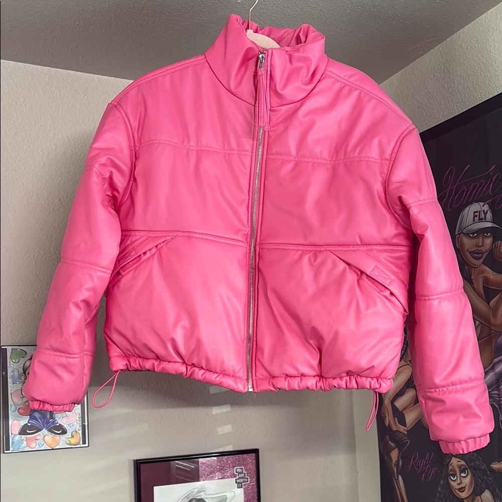 Pink pleather puffer zipper bomber jacket 🩷✨
